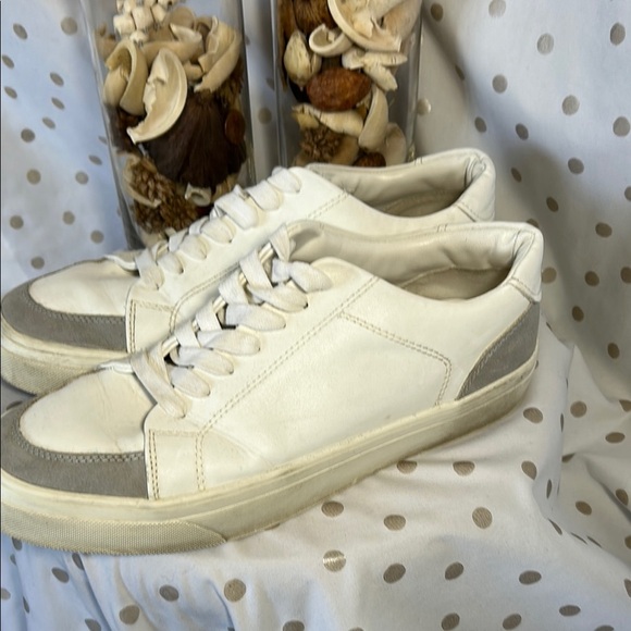 Abound White and Gray Men's Sneakers - Picture 2 of 8